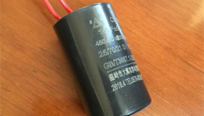 哪些情況會引起電機(jī)啟動電容器過電壓？